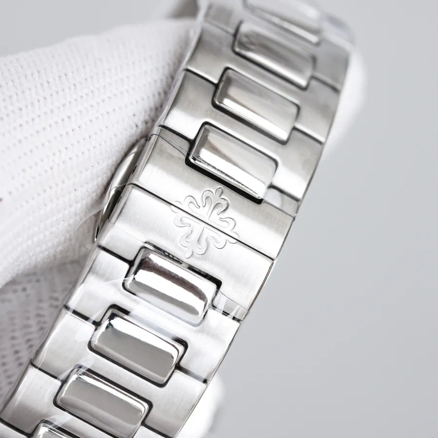 Patek Philippe Nautilus Ladies Watch PP7008
