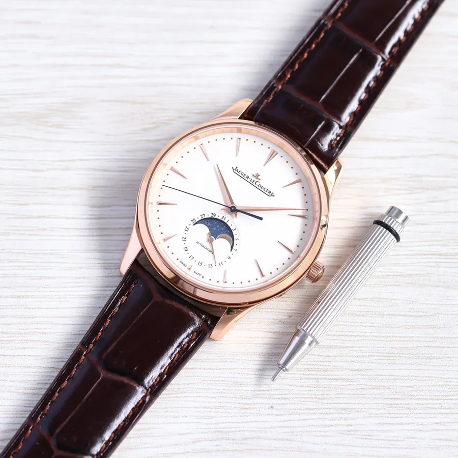 Jaeger LeCoultre Master Chronometer Men's Watch Q1368420