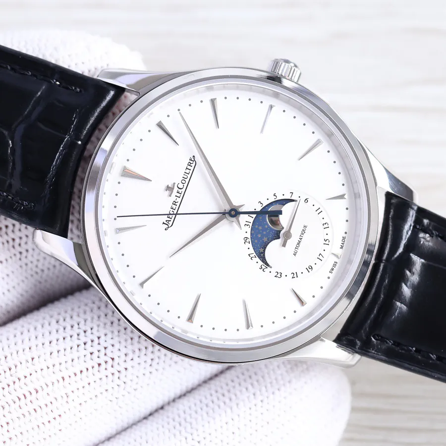 Jaeger LeCoultre Master Chronometer Men's Watch Q1368420