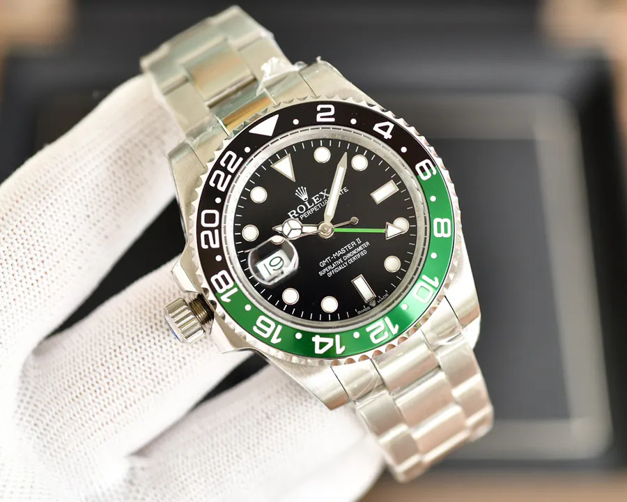 Rolex GMT Master II V4 Black Green Ceramic Bezel