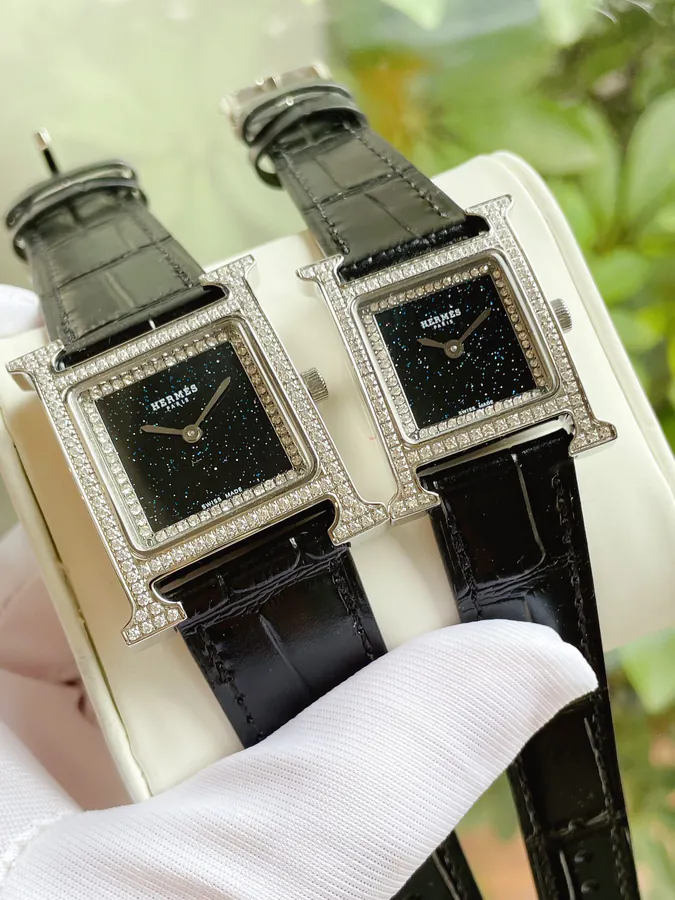 Hermes New Green孔雀 Green with Starry Effect and Diamond Accents