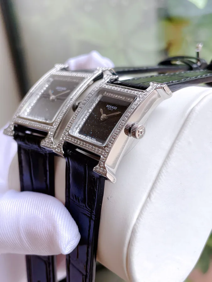 Hermes New Green孔雀 Green with Starry Effect and Diamond Accents