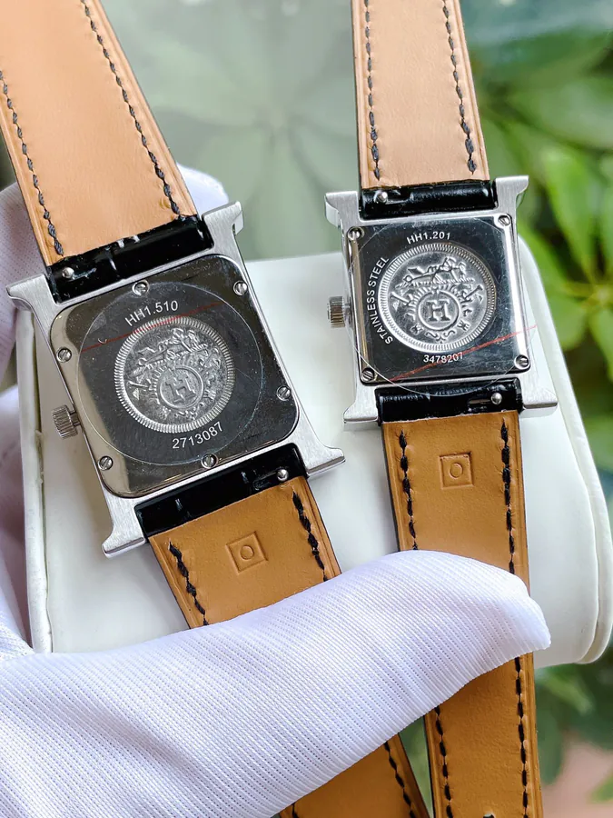 Hermes New Green孔雀 Green with Starry Effect and Diamond Accents