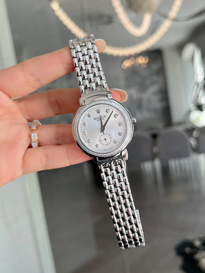Rolex Cellini 6623 Series Elegant Design for Asian Wrist Proportions