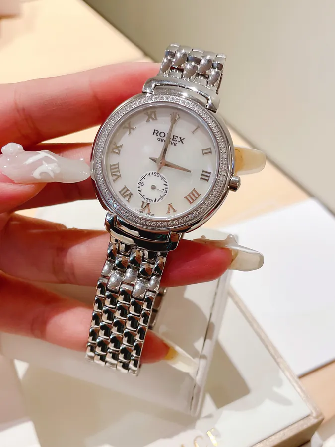 Rolex Cellini 6623 Series Watch Perfect for Asian Wrist Proportions