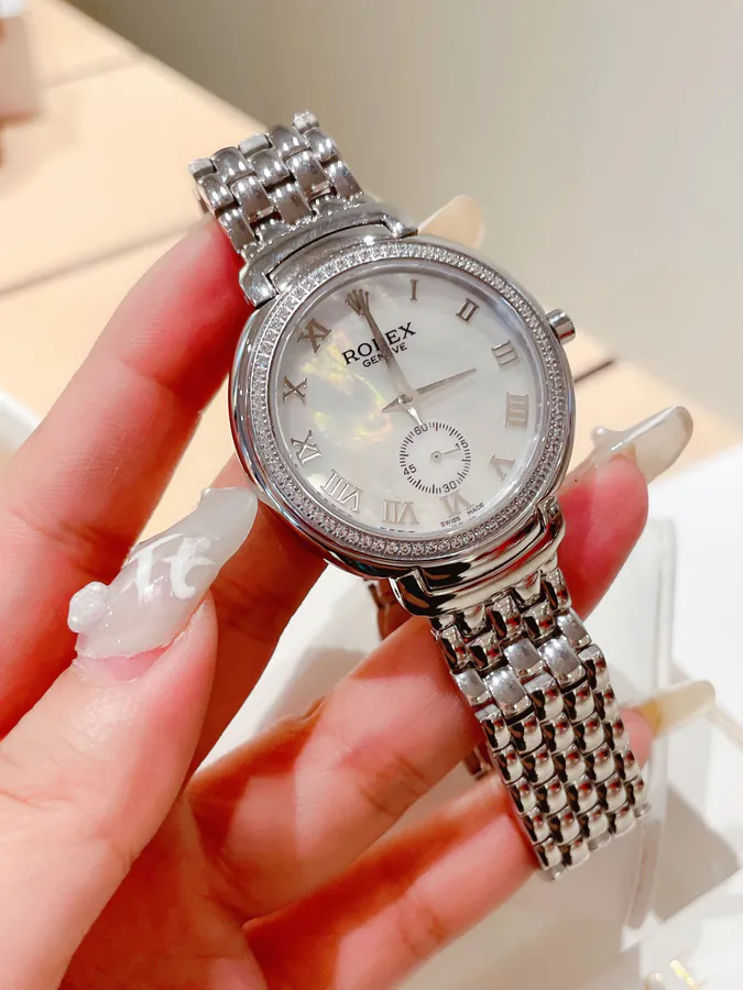 Rolex Cellini 6623 Series Watch Perfect for Asian Wrist Proportions