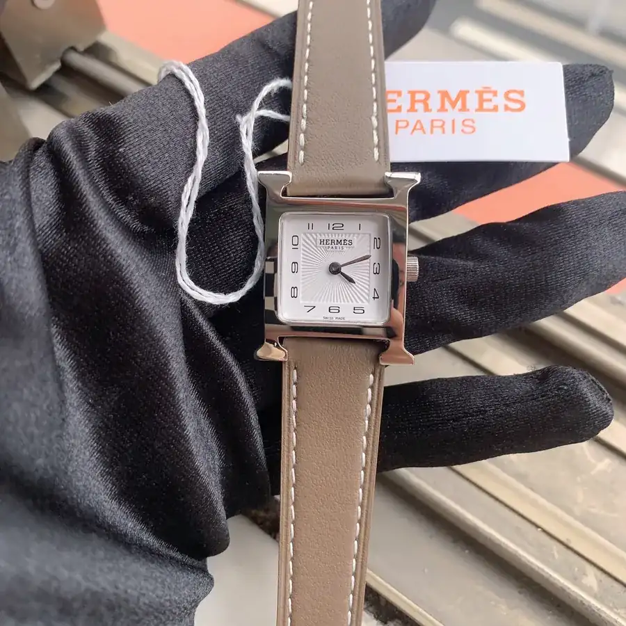 Heure H Watch Leather Strap with Logo, Medium Size