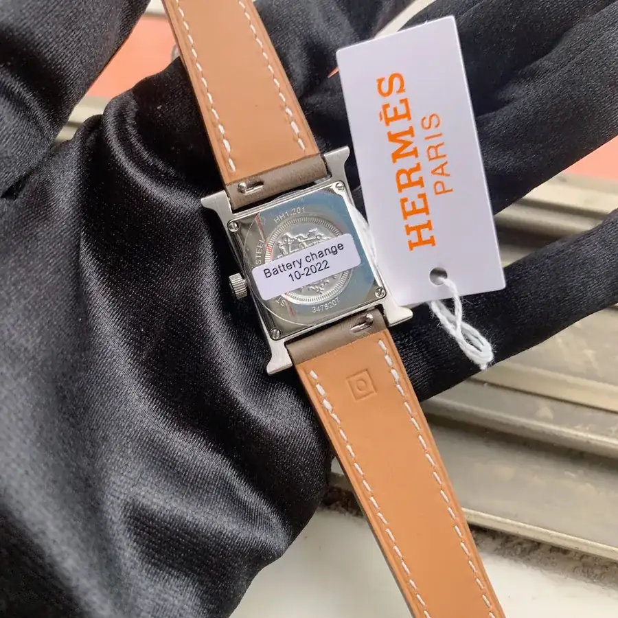 Heure H Watch Leather Strap with Logo, Medium Size