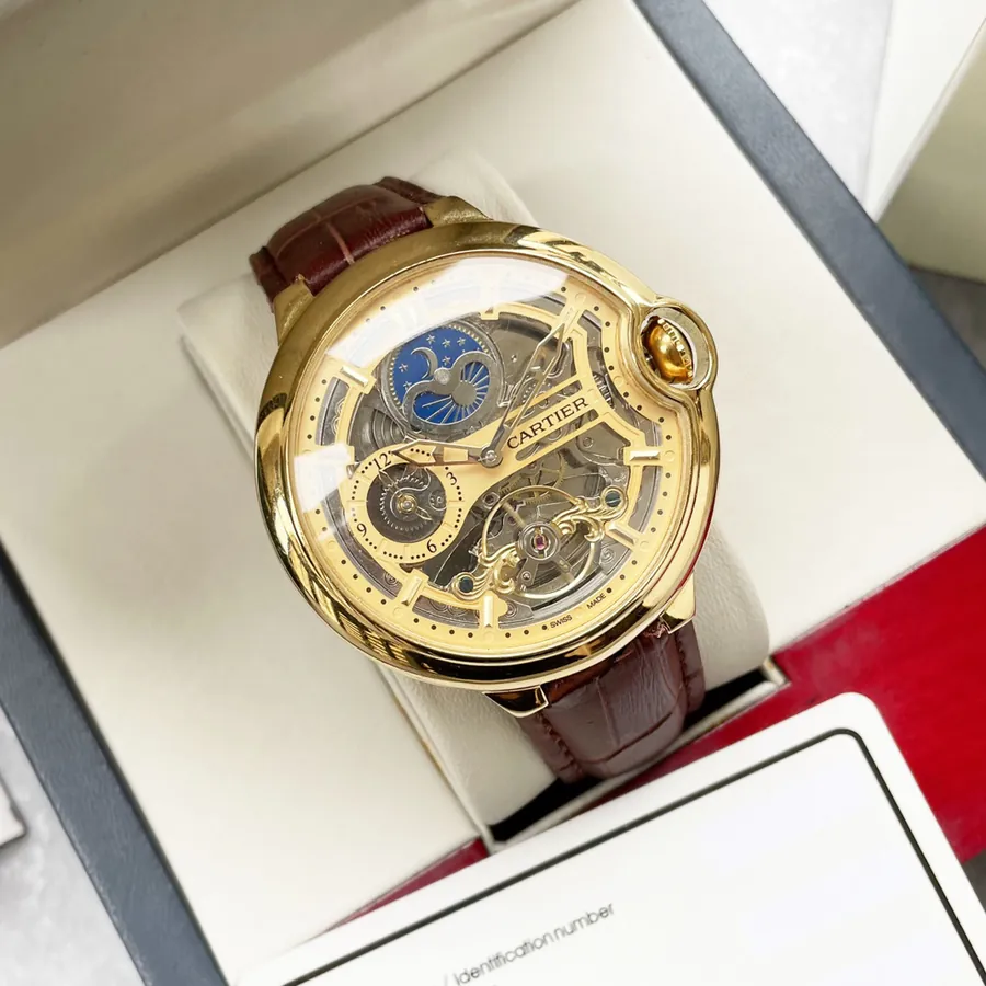 Cartier Men's Luxury Watch with Multifunctional Design