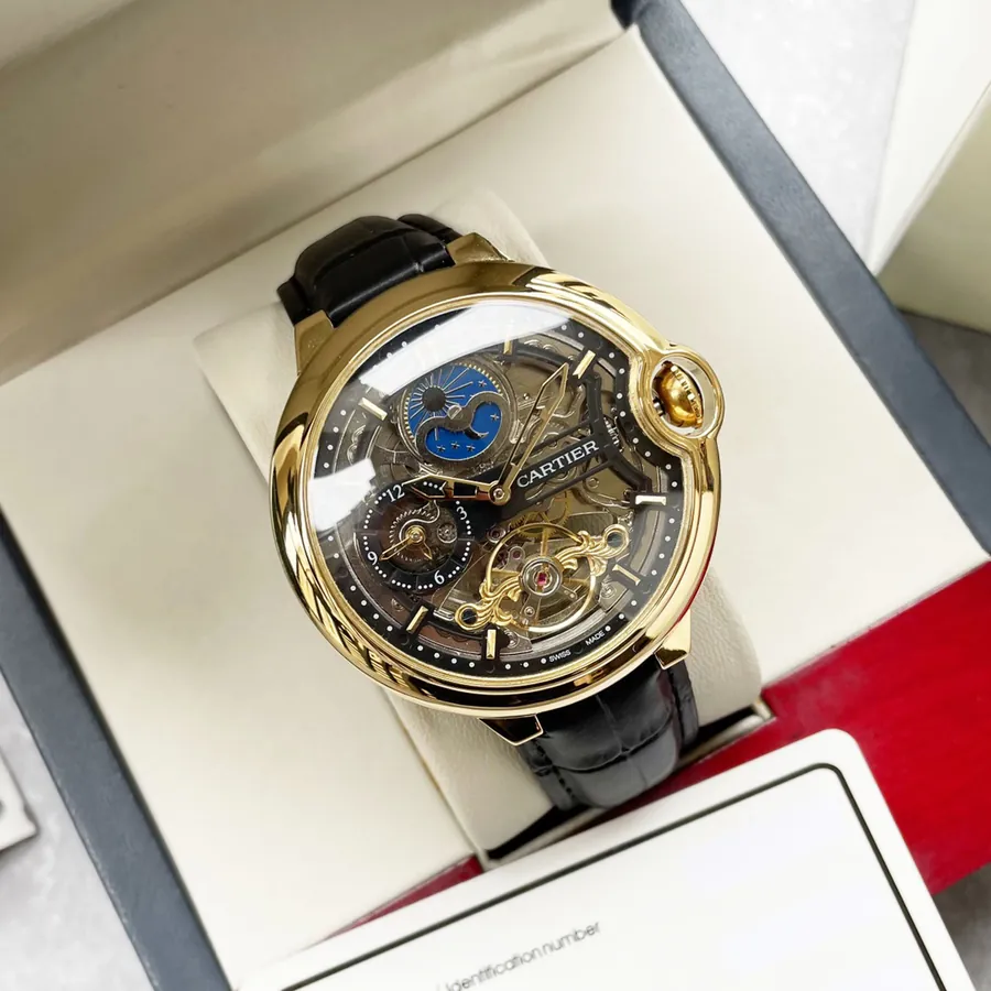 Cartier Men's Luxury Watch with Multifunctional Design