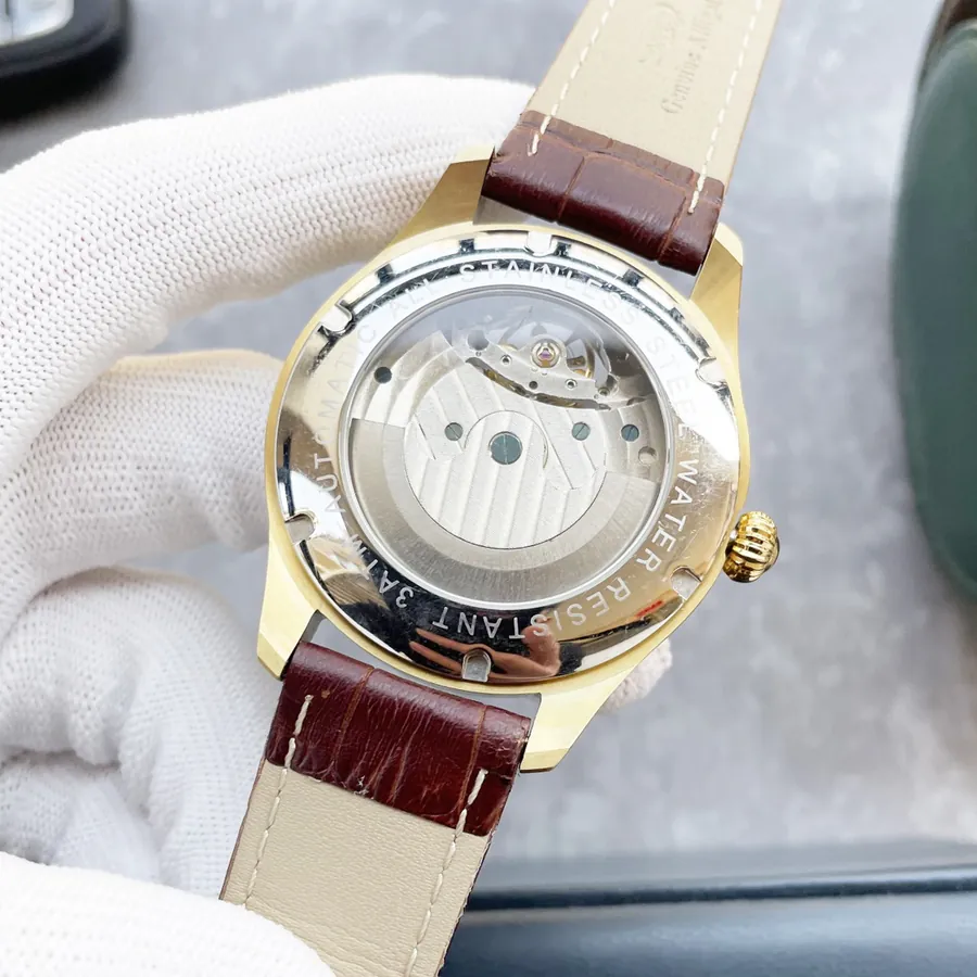 Cartier Men's Luxury Watch with Bold Skeleton Design