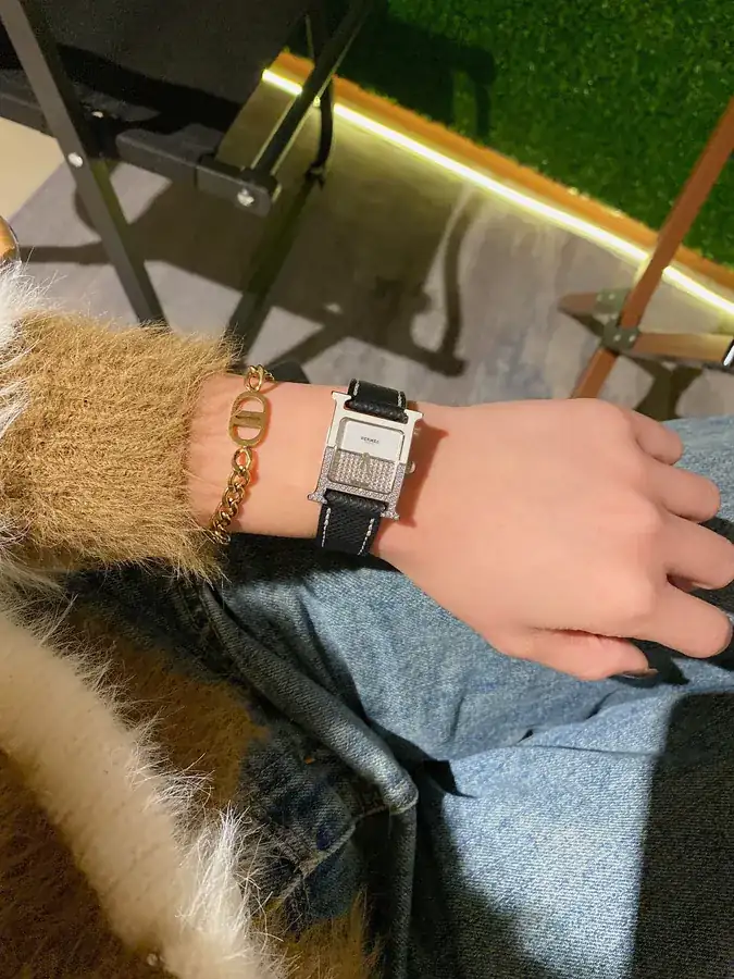 Hermès HEURE H Series Classic H Shape Watch