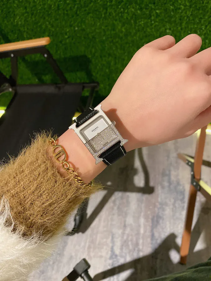 Hermès HEURE H Series Classic H Shape Watch