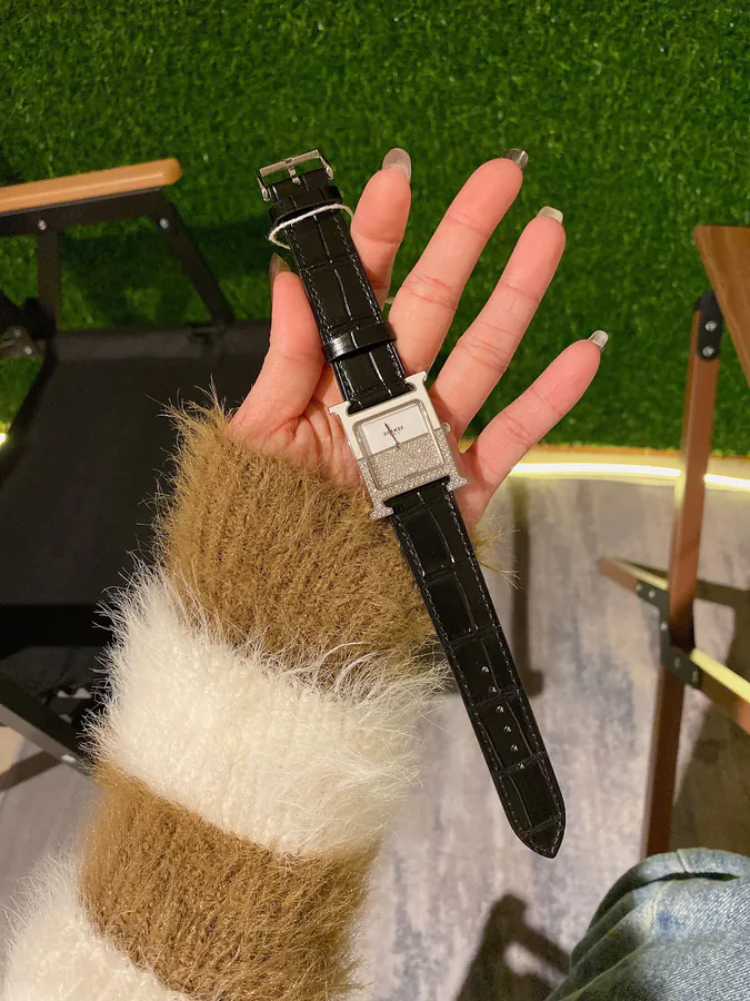 Hermès HEURE H Series Classic H Shape Watch