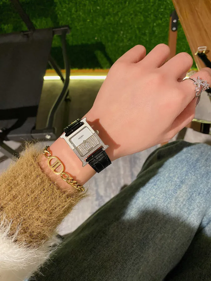 Hermès HEURE H Series Classic H Shape Watch