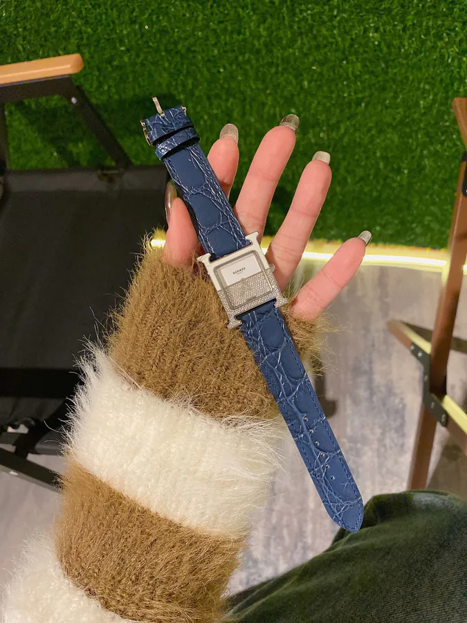 Hermès HEURE H Series Classic H Shape Watch