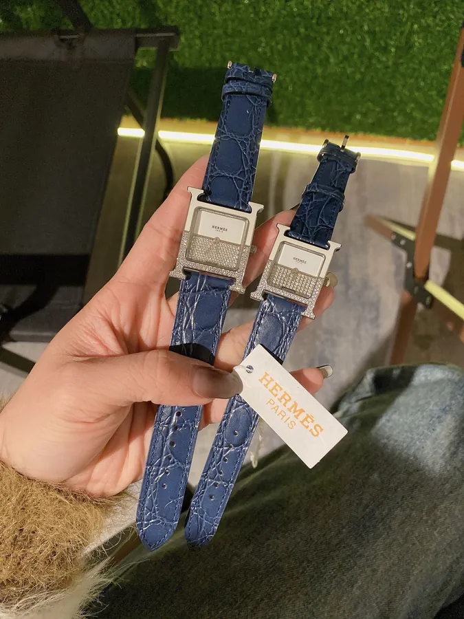Hermès HEURE H Series Classic H Shape Watch