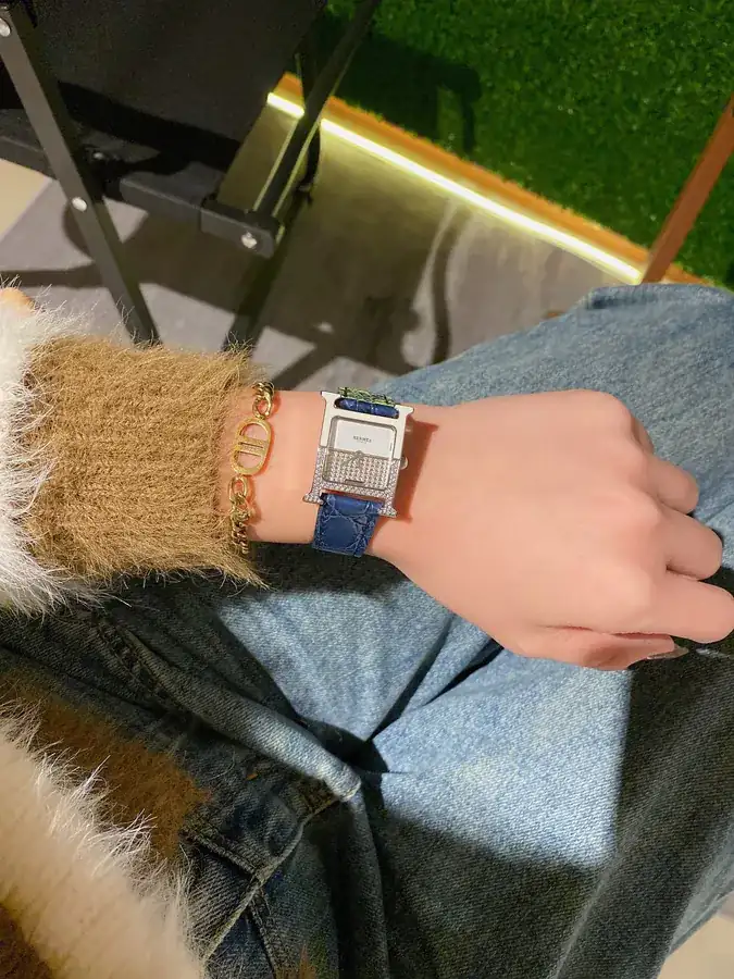 Hermès HEURE H Series Classic H Shape Watch