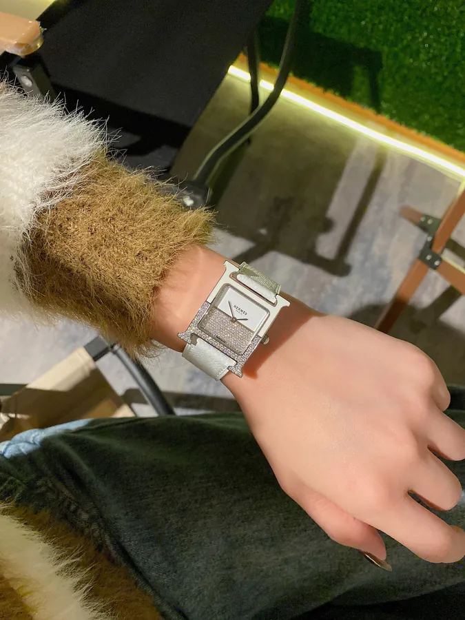 Hermès HEURE H Series Classic H Shape Watch