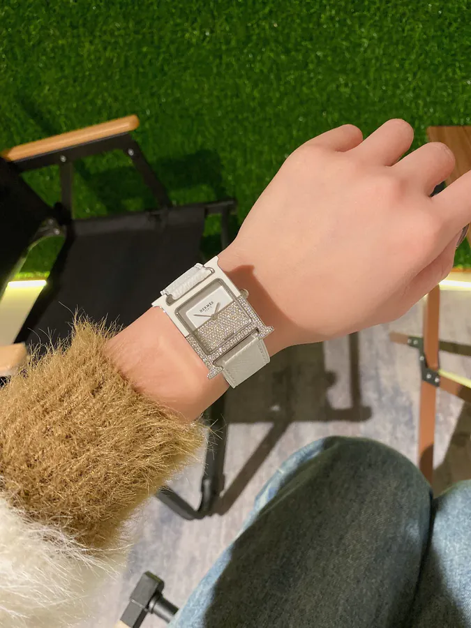 Hermès HEURE H Series Classic H Shape Watch