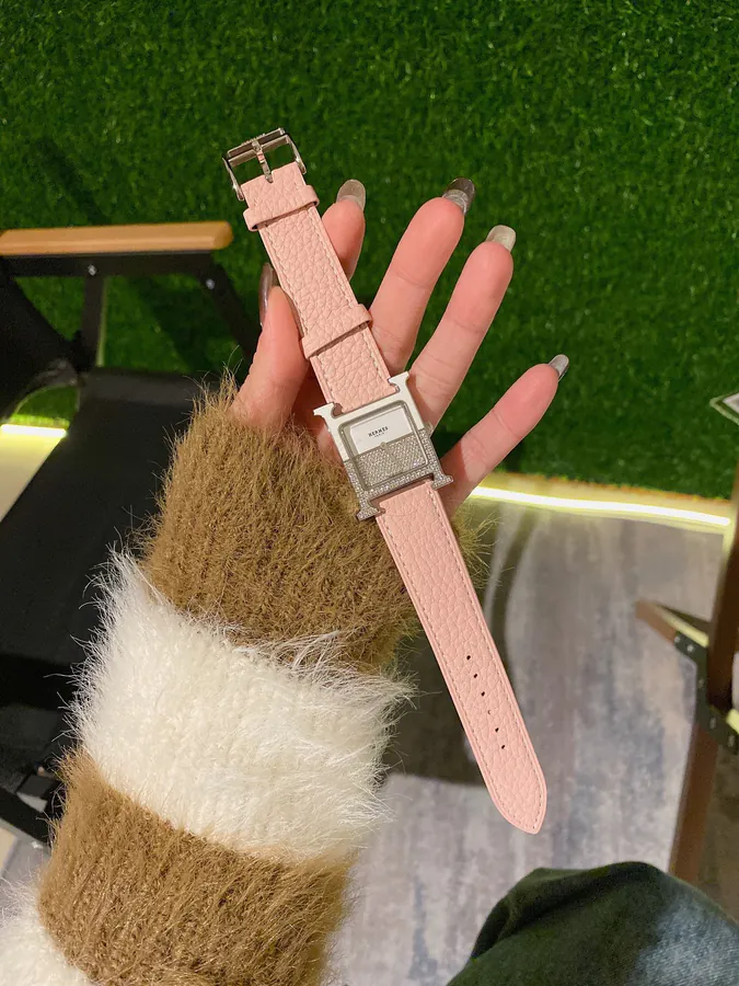Hermès HEURE H Series Classic H Shape Watch