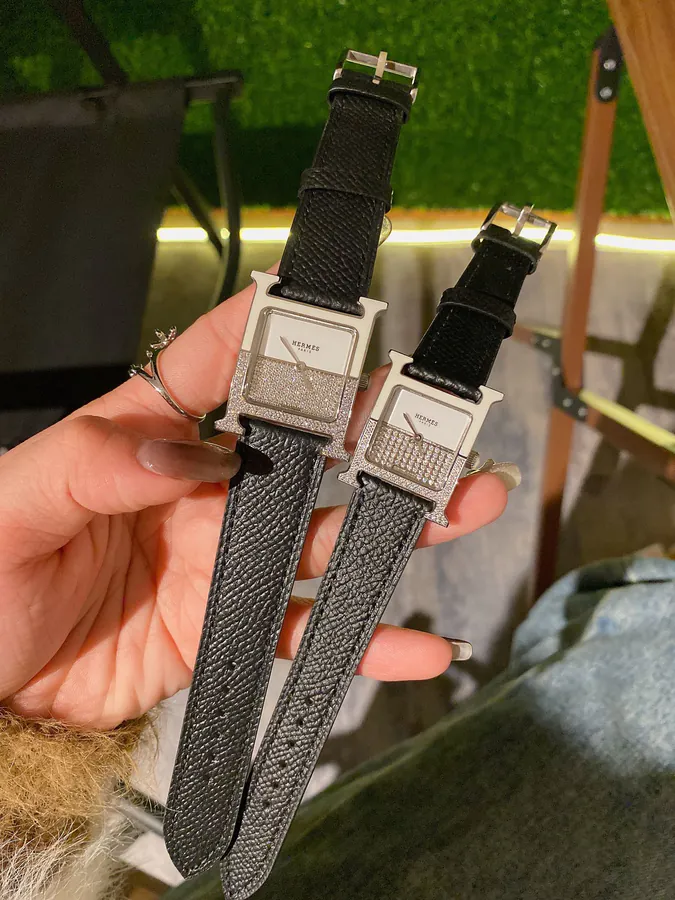 Hermès HEURE H Series Classic H Shape Watch