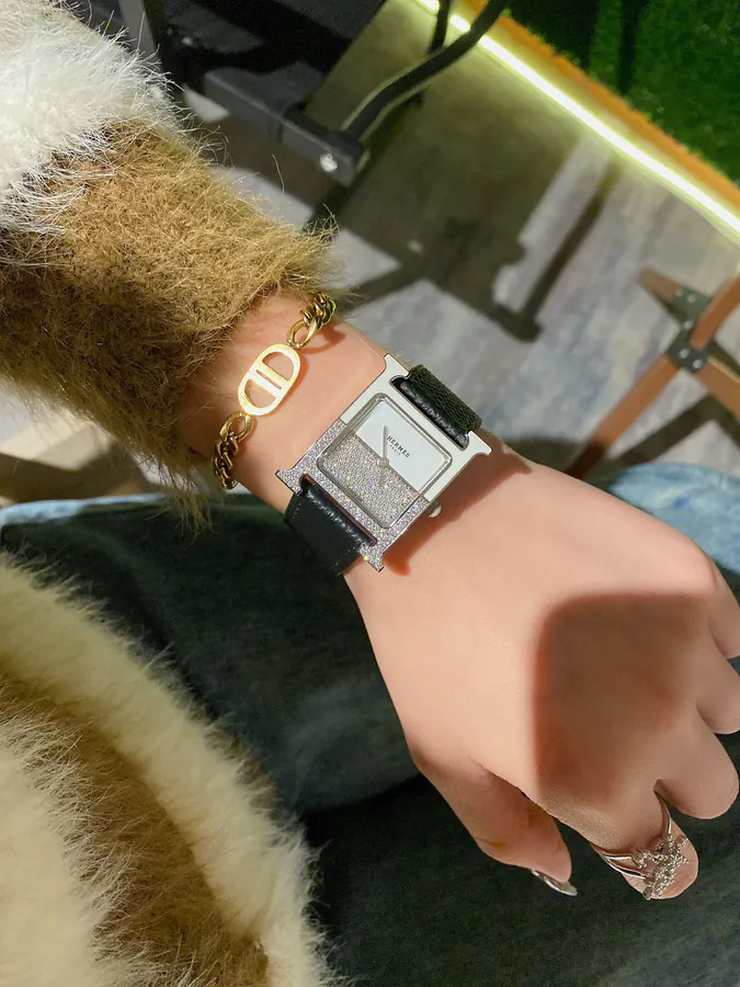 Hermès HEURE H Series Classic H Shape Watch