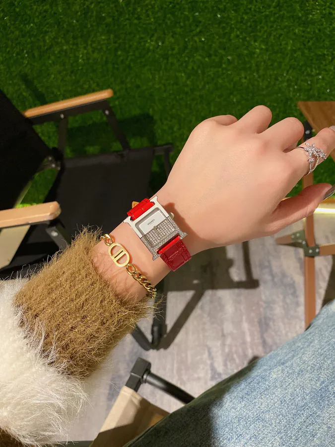 Hermès HEURE H Series Classic H Shape Watch