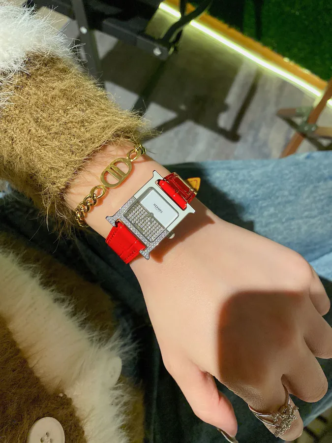 Hermès HEURE H Series Classic H Shape Watch