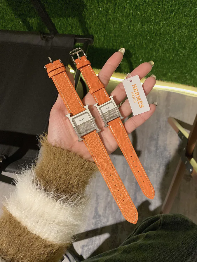 Hermès HEURE H Series Classic H Shape Watch