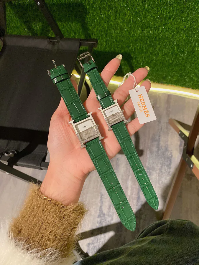 Hermès HEURE H Series Classic H Shape Watch