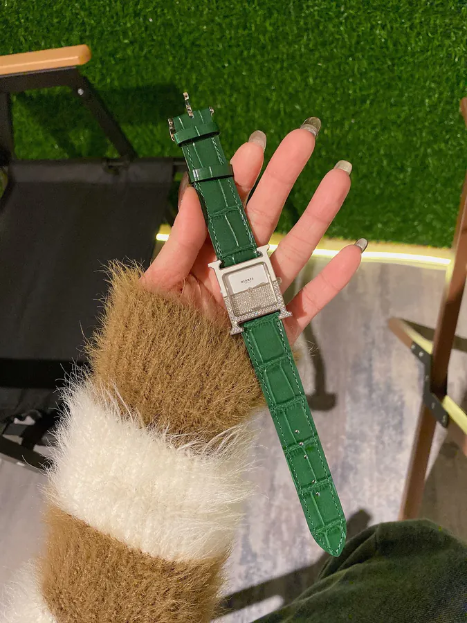 Hermès HEURE H Series Classic H Shape Watch
