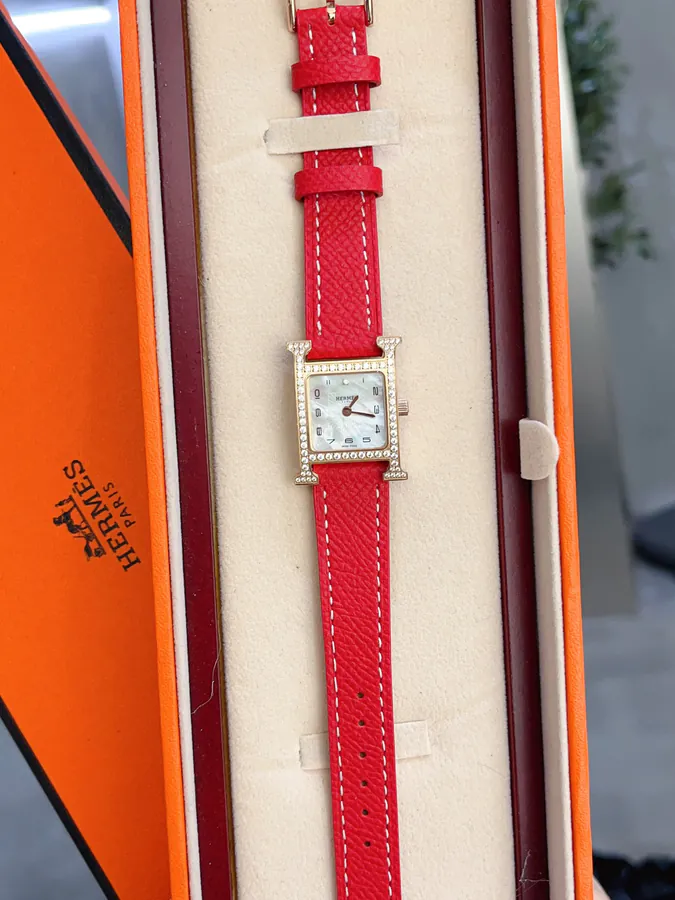 Heure H Watch with H Strap Medium Size