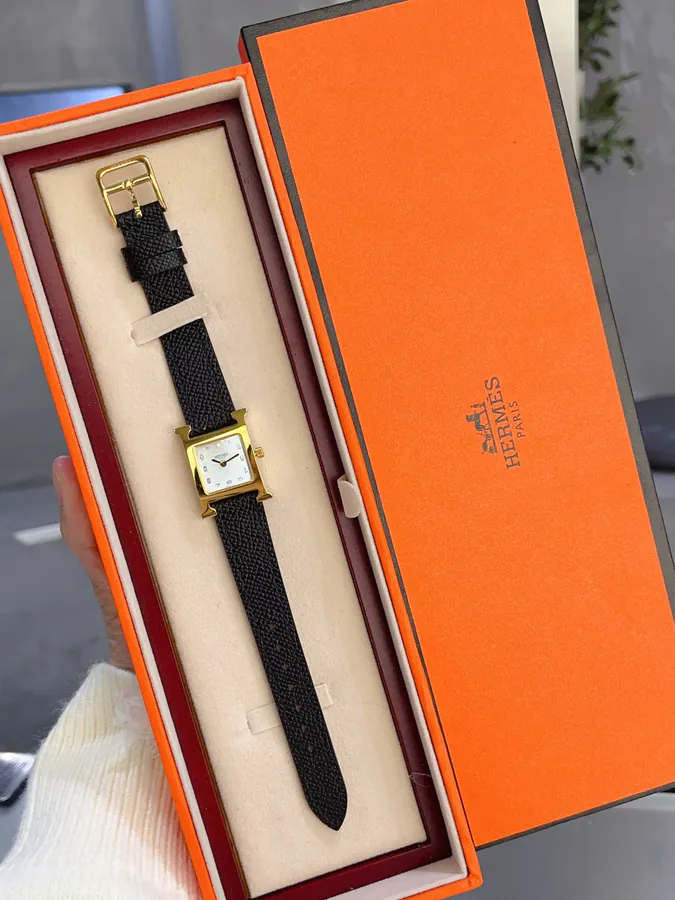 Heure H Watch with H Belt Medium Size