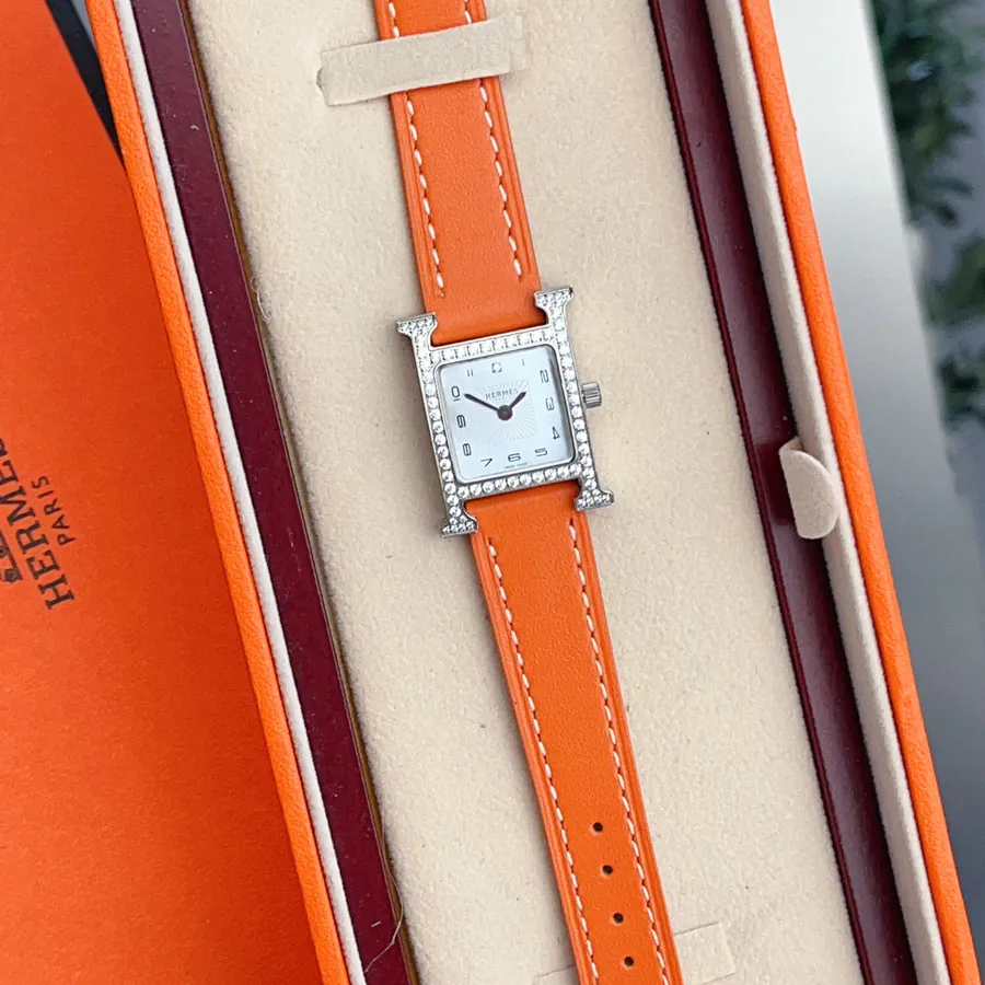 Heure H Watch with H Belt Medium Size
