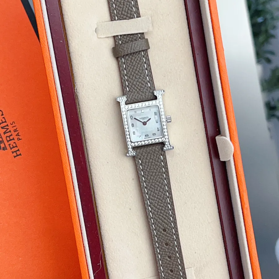 Heure H Watch with H Belt Medium Size