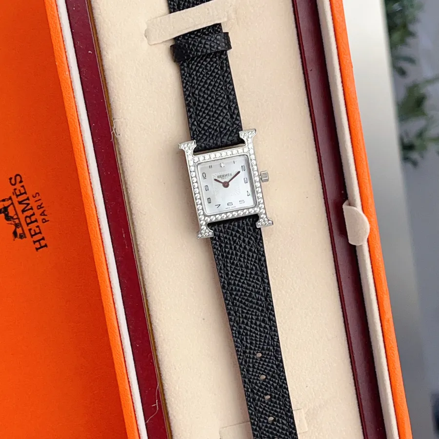 Heure H Watch with H Belt Medium Size