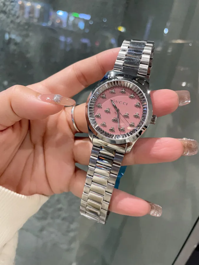 Gucci Christmas Limited Edition Bee Face Watch