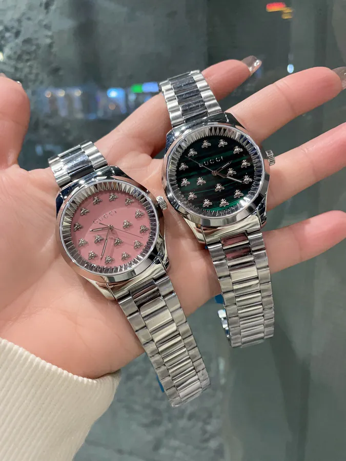 Gucci Christmas Limited Edition Bee Face Watch