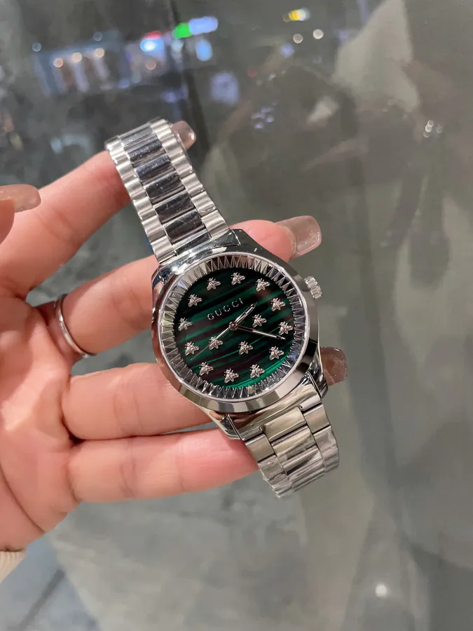 Gucci Christmas Limited Edition Bee Face Watch