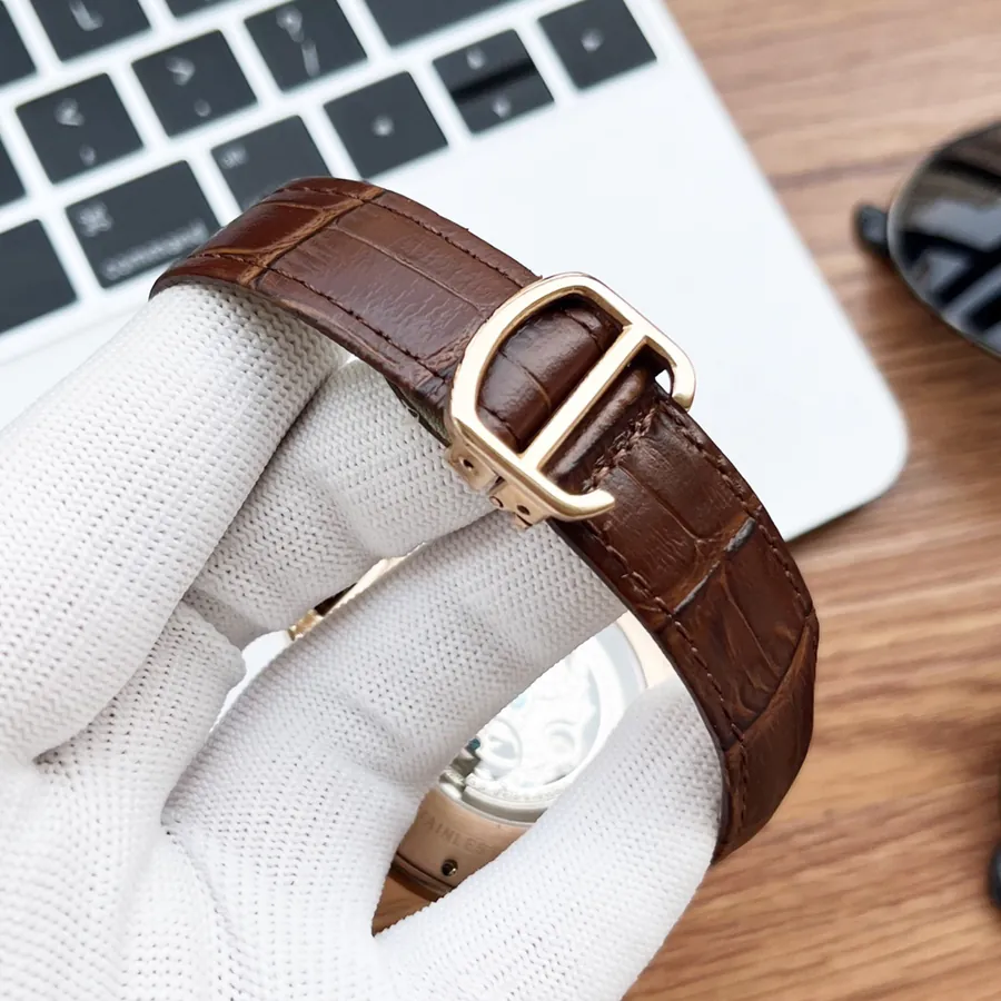 CARTIER Men's Watch with Gold and Silver Pricing