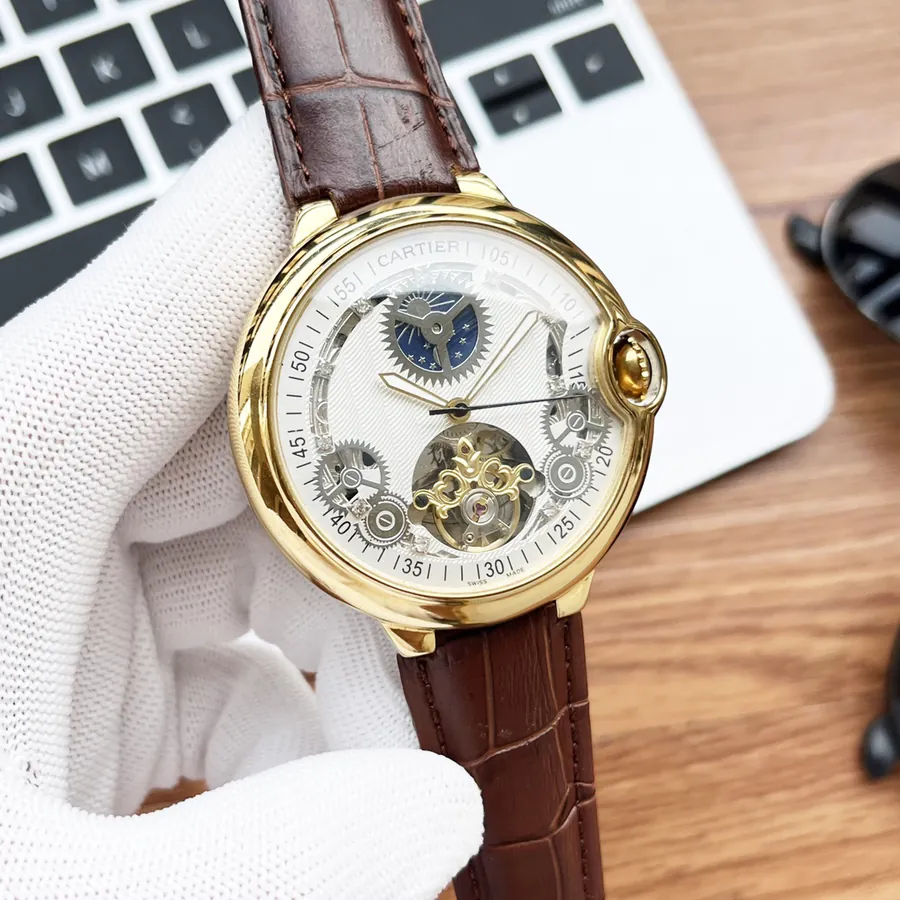 Cartier Men's Watch in Gold and Silver