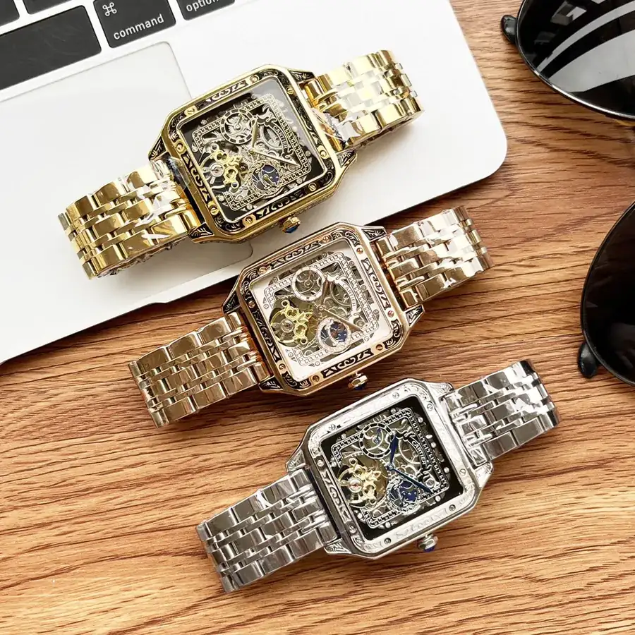 CARTIER Men's Watch in Gold and Silver