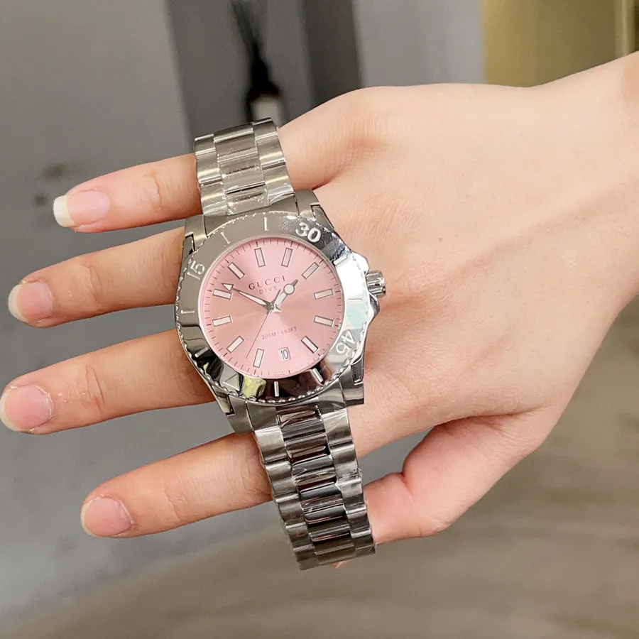 Gucci Dive Watch Neutral Design, Mirror Finish, 40mm