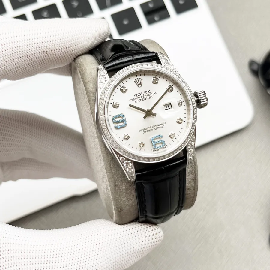 ROLEX Oyster Perligam, Elegant Timeless Watch
