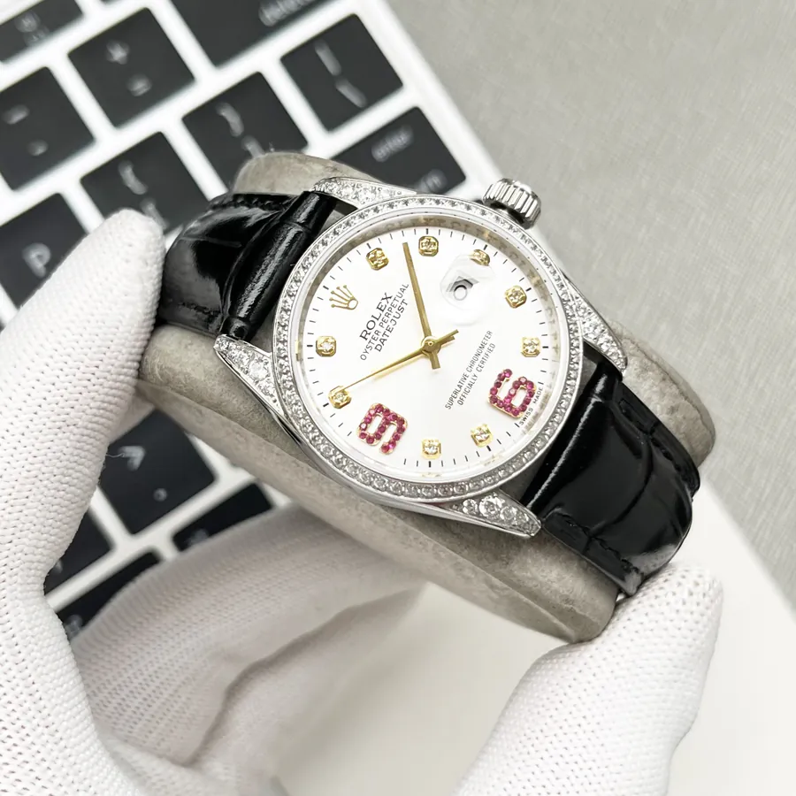 ROLEX Oyster Perligam, Elegant Timeless Watch