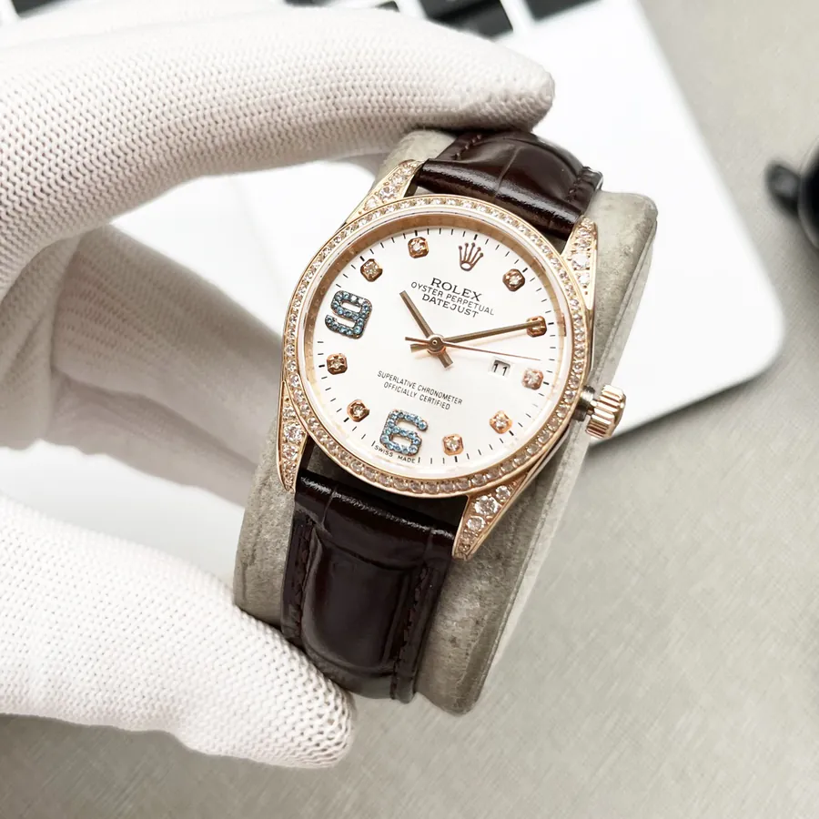 ROLEX Oyster Perligam, Elegant Timeless Watch