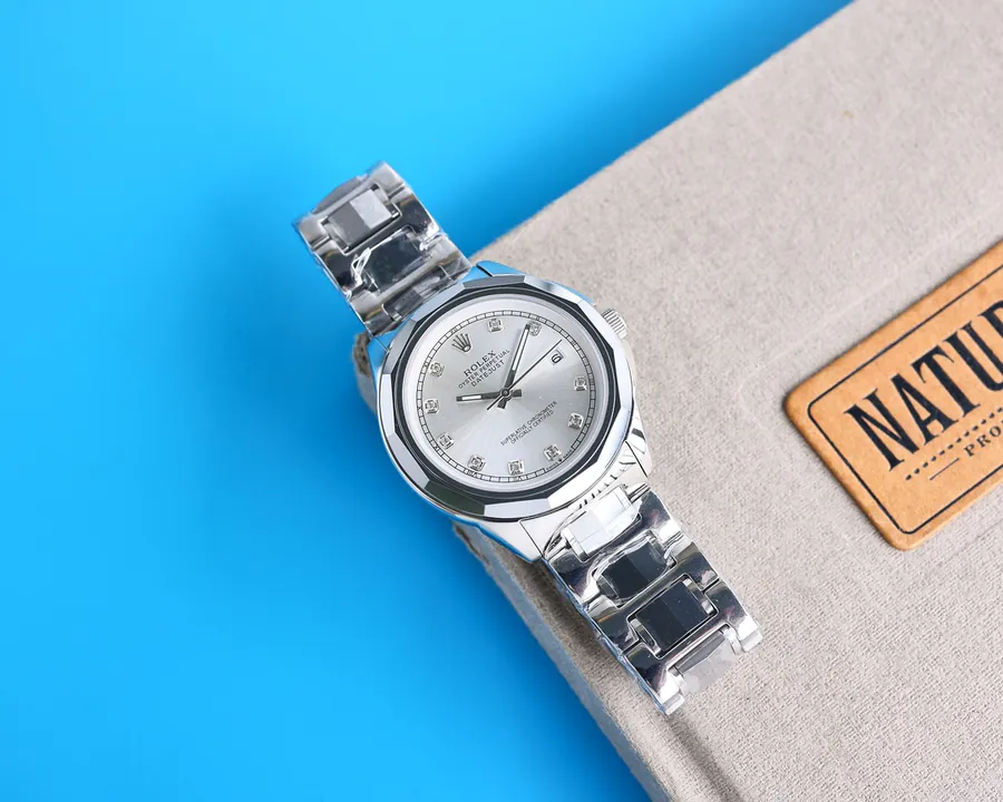 Rolex Luxury Men's Watch with Classic Three Hand Design