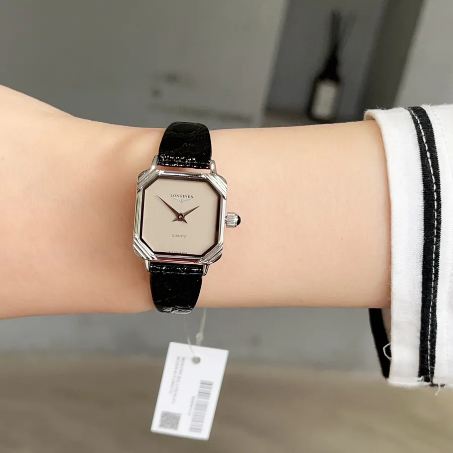 Vintage Longines Black Gold Watch Timeless Elegance