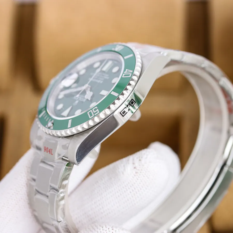 Rolex Oyster Perl Black Watch 116610LV